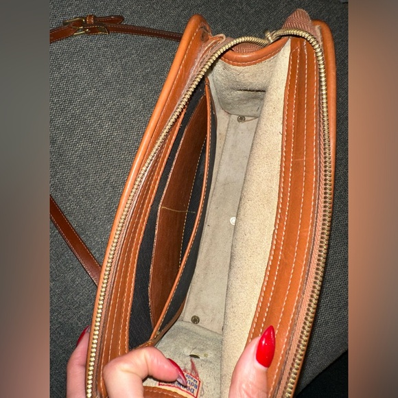 Dooney & Burke shoulder bag - Picture 3 of 5